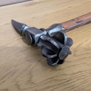 WAR HAMMER